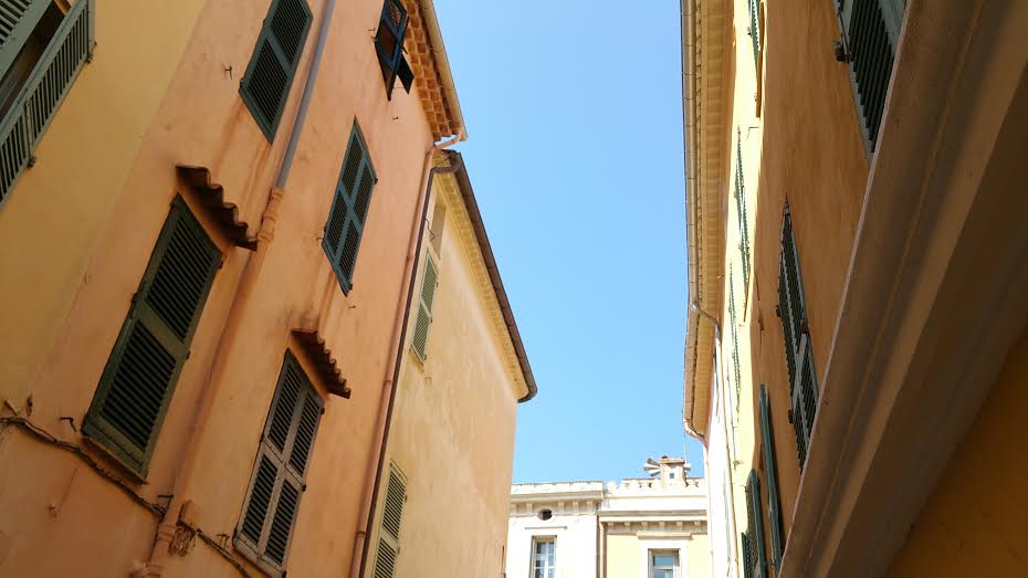 Couleurs de volets à Saint-Tropez - ville