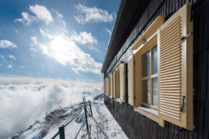 Peut-on remplacer ses fenêtres en hiver ?