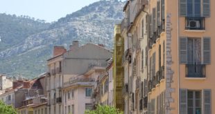 La vieille ville de Toulon et ses façades d'époque