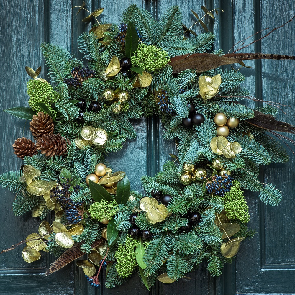 Comment décorer portes et fenêtres à Noël sans les abîmer ?